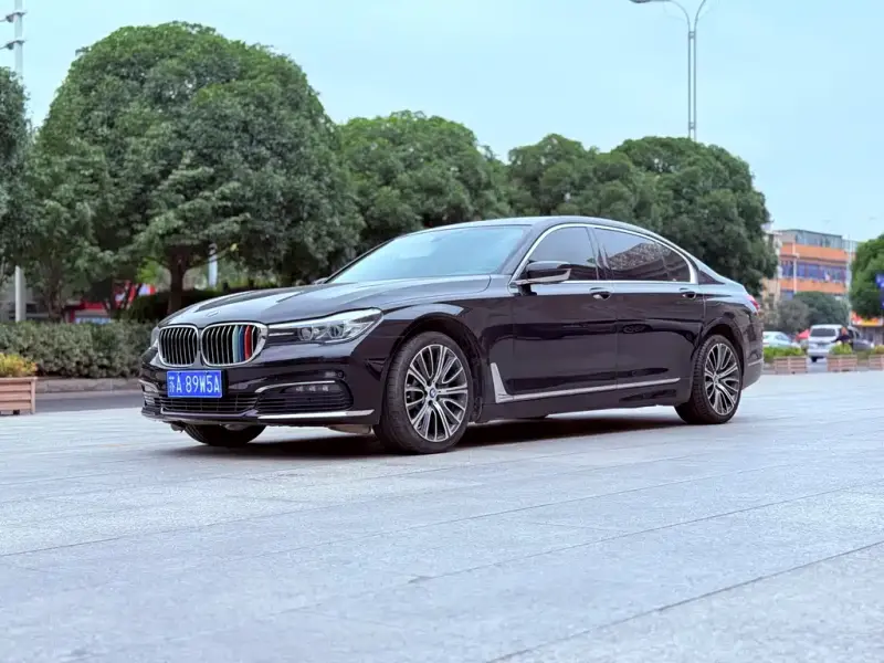 BMW 7-Series