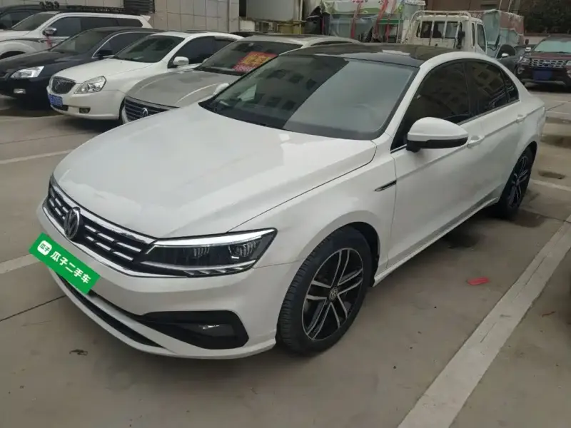 Volkswagen Lamando