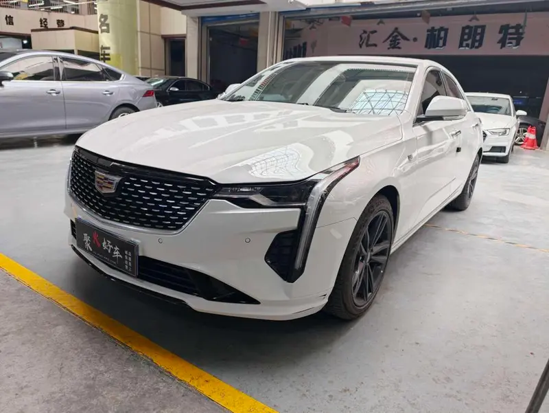 Cadillac CT4