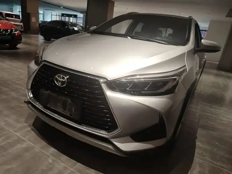 Toyota Yaris L