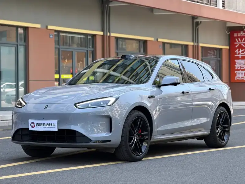 AITO M5
