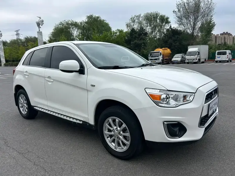 Mitsubishi ASX