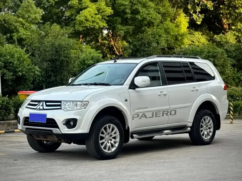 Mitsubishi Pajero Sport