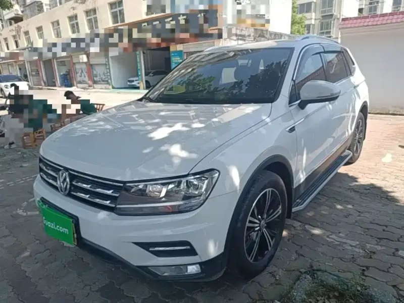 Volkswagen Tiguan L
