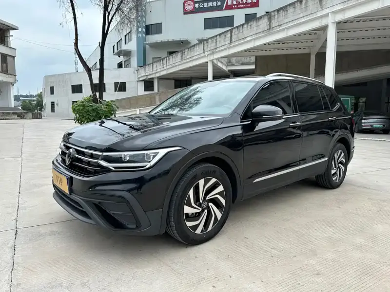 Volkswagen Tiguan L