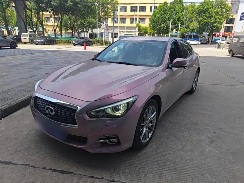 Infiniti Q50L