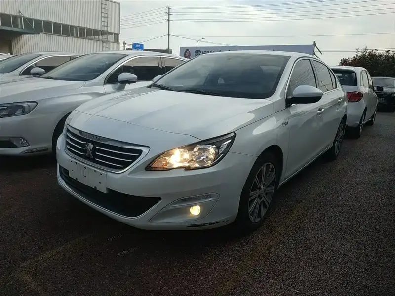Peugeot 408