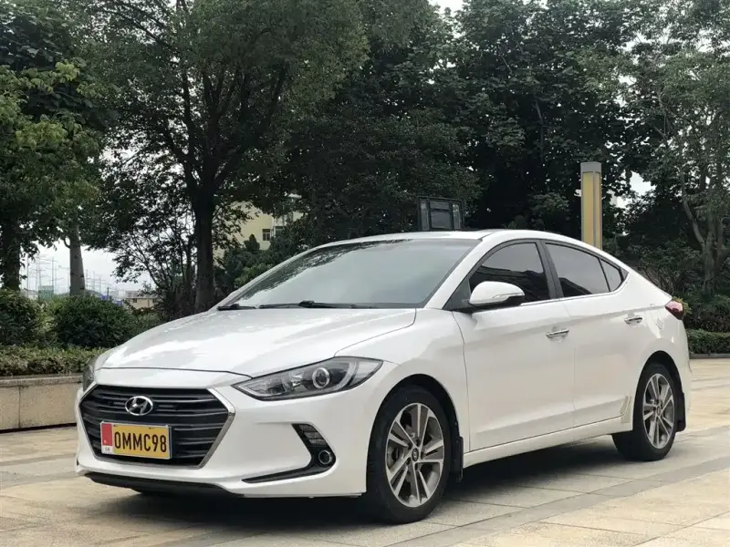 Hyundai Elantra