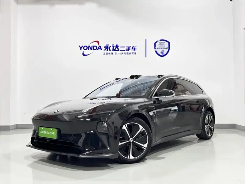 NIO ET5T