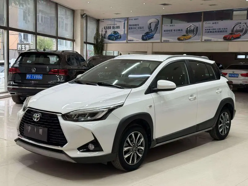 Toyota Yaris L