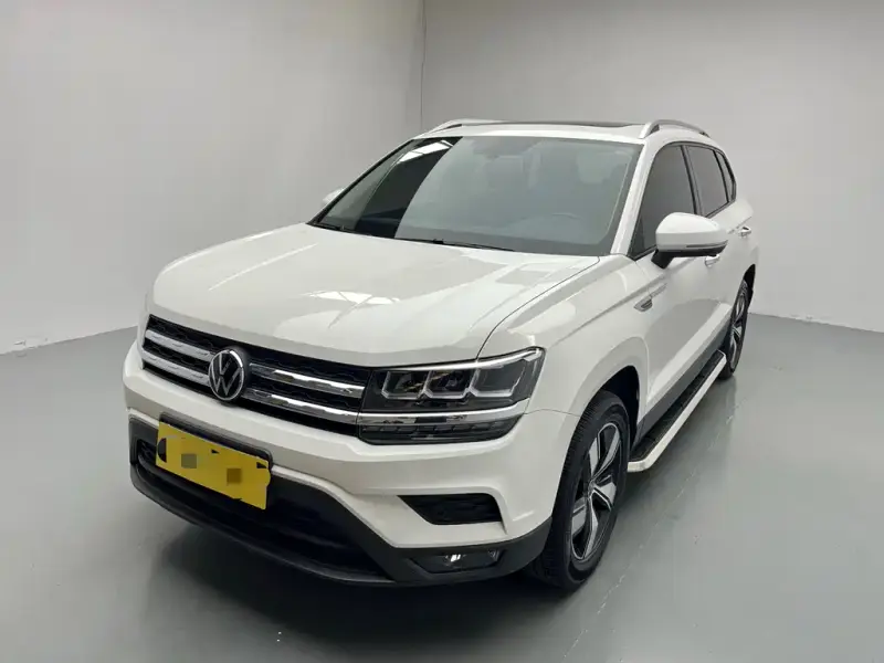 Volkswagen Tharu