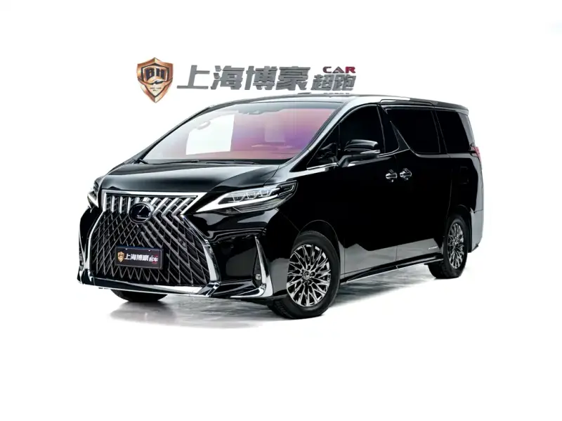 Lexus LM