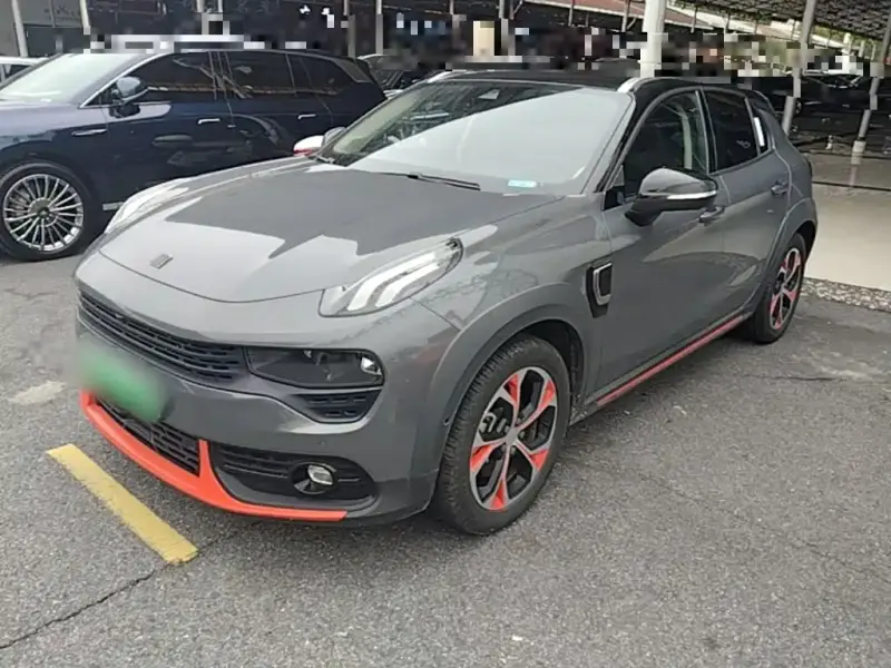 Lynk & Co 02