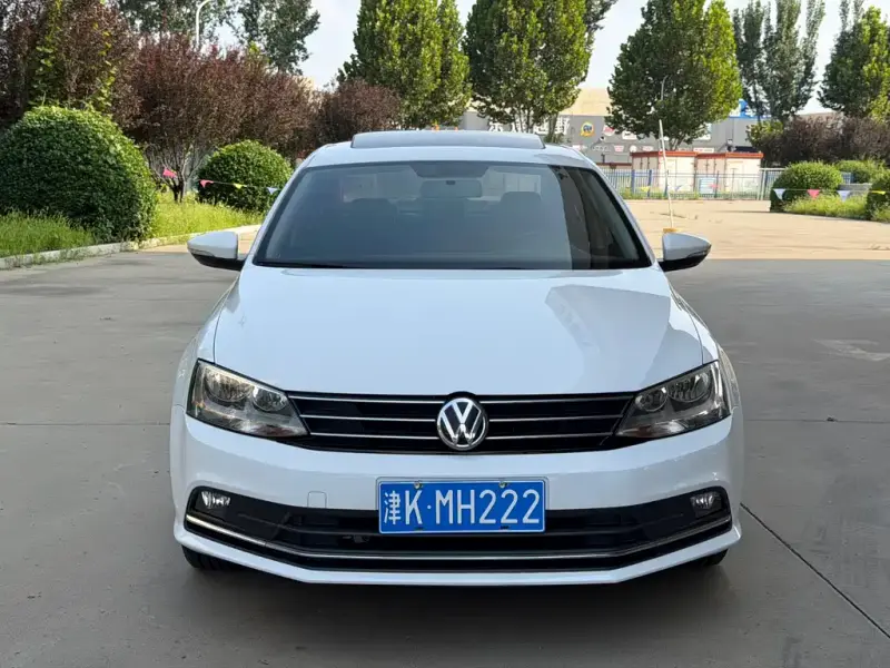 Volkswagen Sagitar