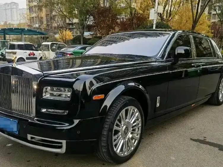 Rolls-Royce Phantom