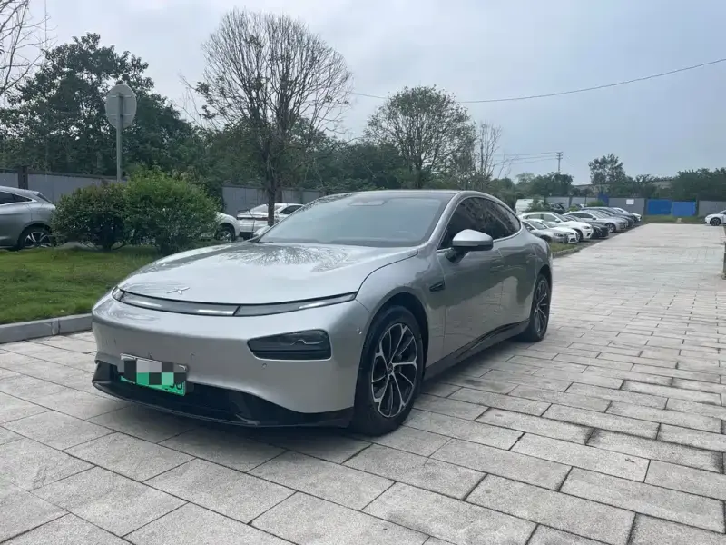 XPeng P7