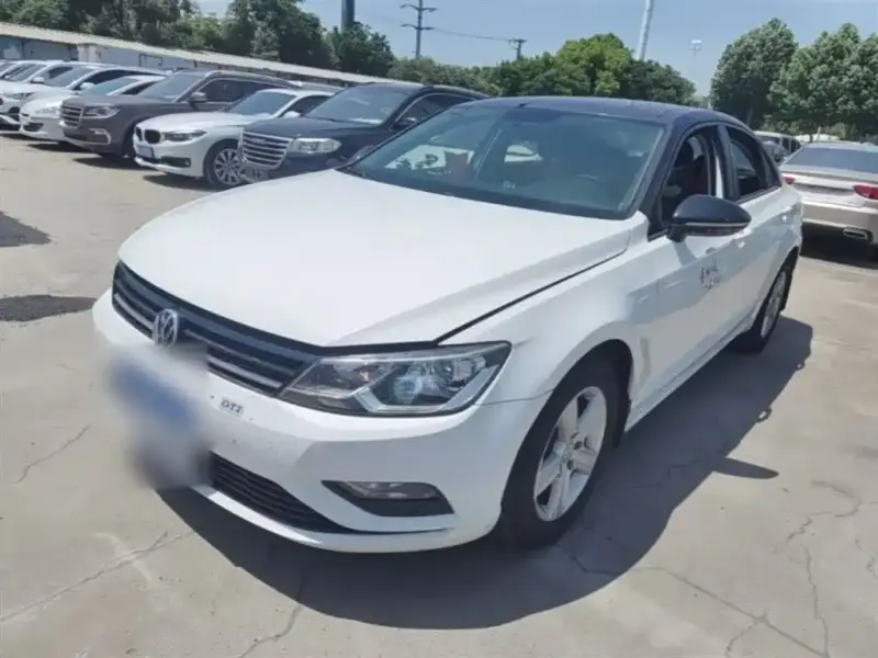 Volkswagen Lamando