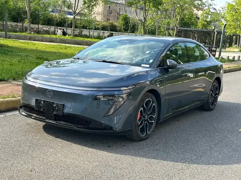 Nissan N7