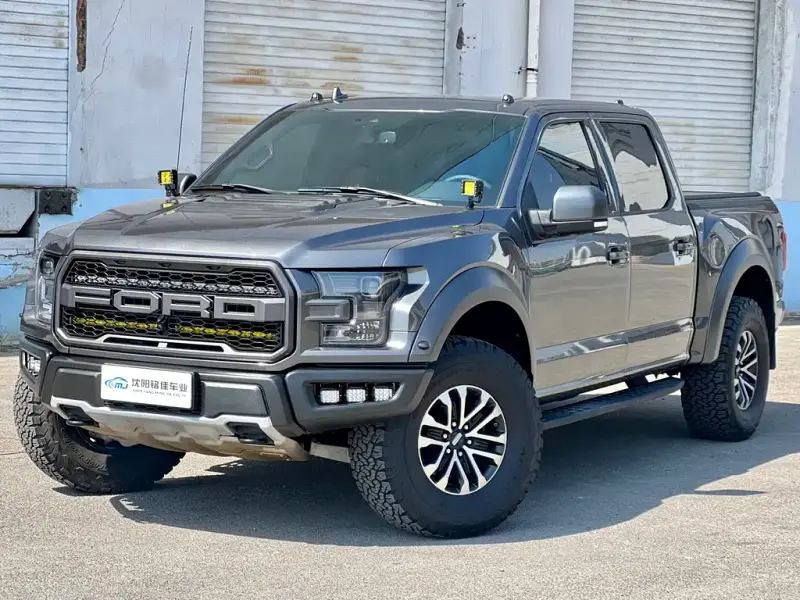 Ford F-150 Raptor