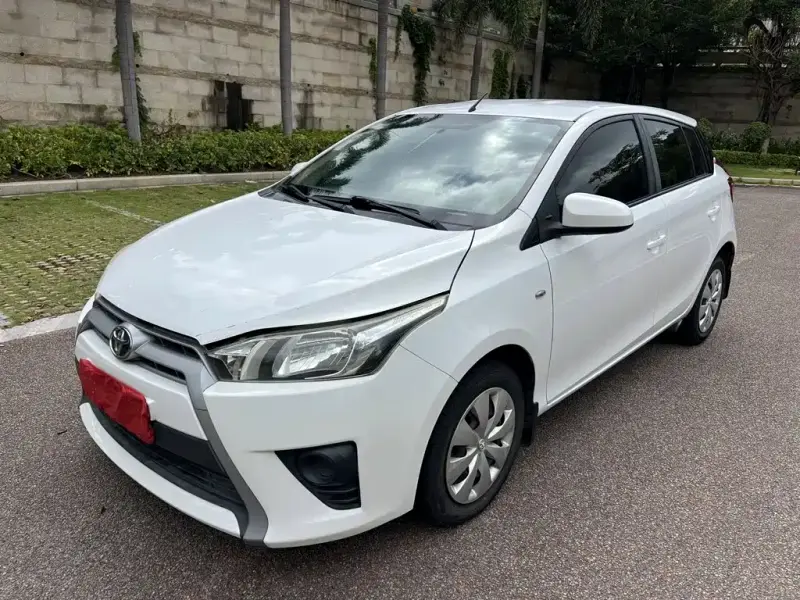 Toyota Yaris L