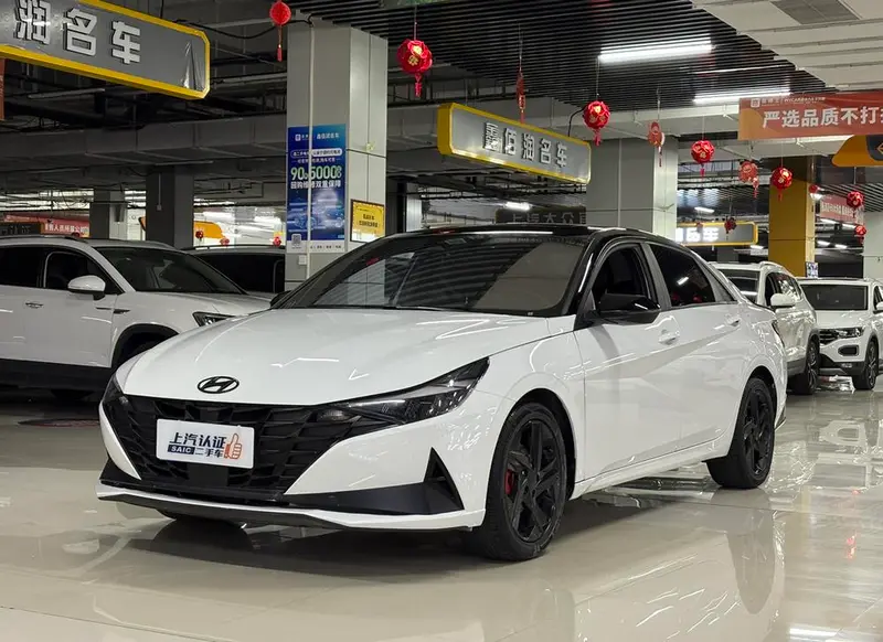 Hyundai Elantra