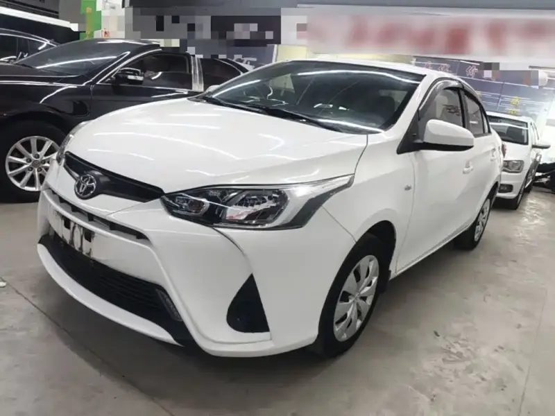 Toyota Yaris L