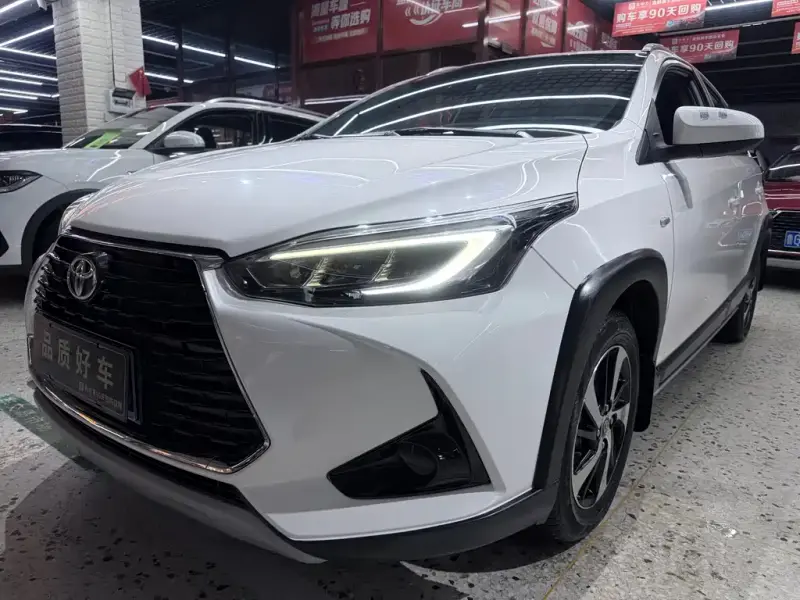 Toyota Yaris L
