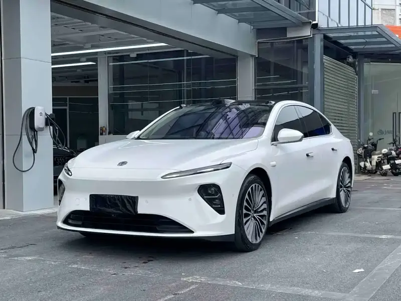 NIO ET7