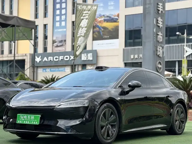 Luxeed Zhijie S7