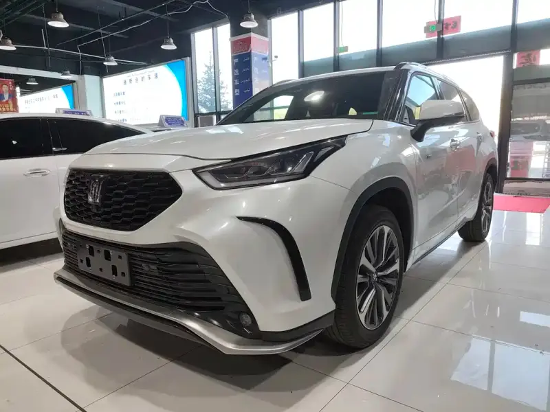 Toyota Crown Kluger