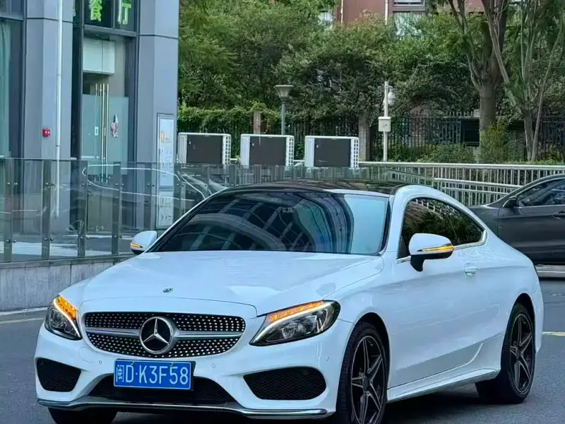 Mercedes-Benz C-Class
