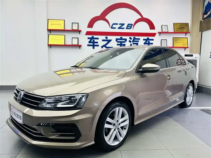 Volkswagen Sagitar