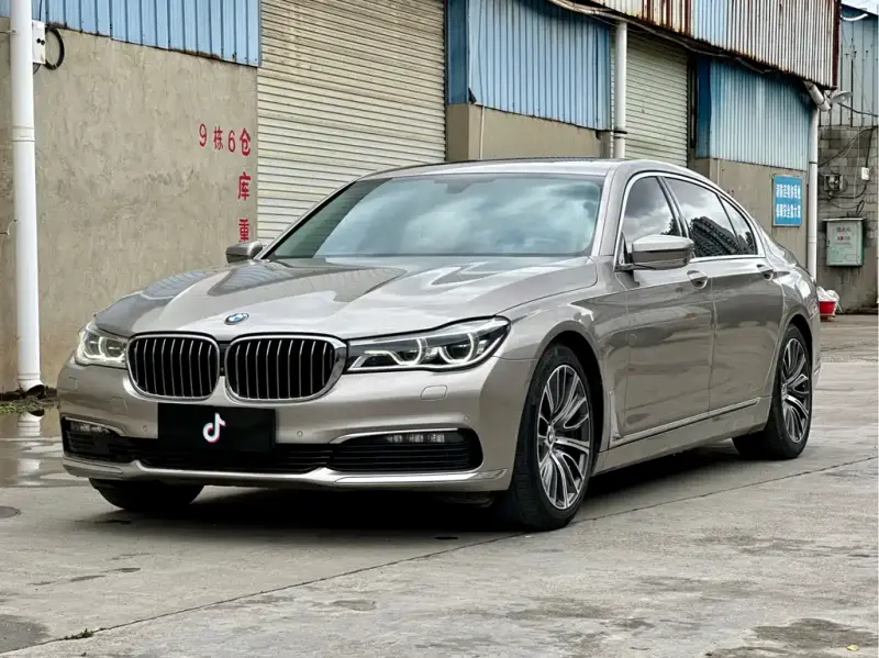 BMW 7-Series