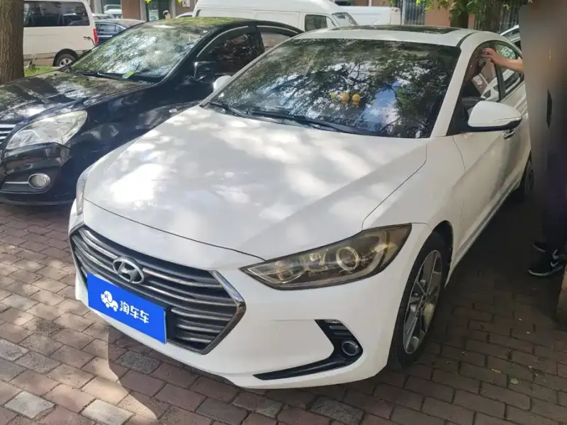 Hyundai Elantra