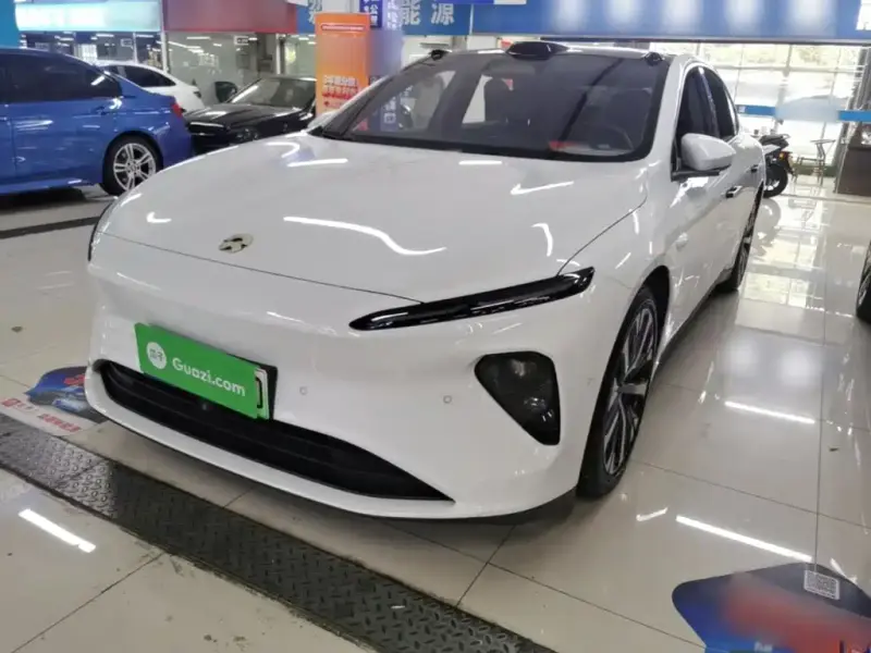 NIO ET7