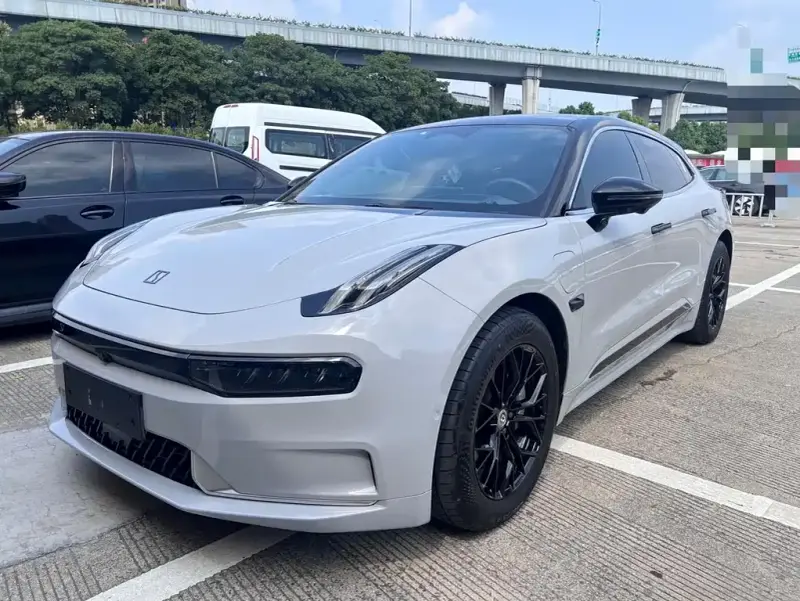 Zeekr 001