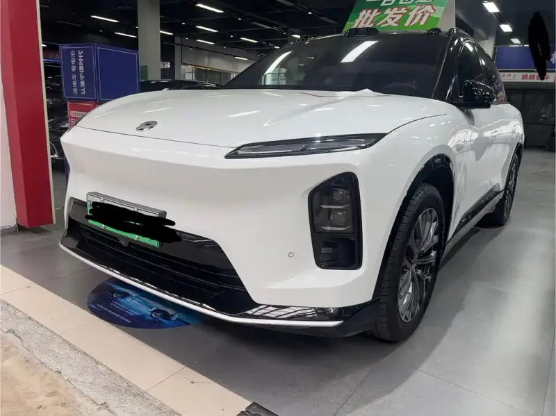 NIO ES6