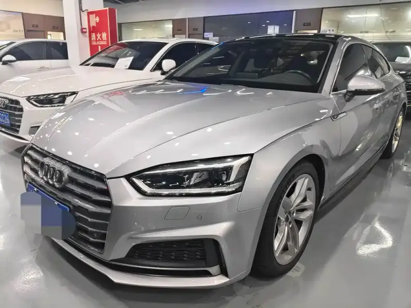 Audi A5 (Import)