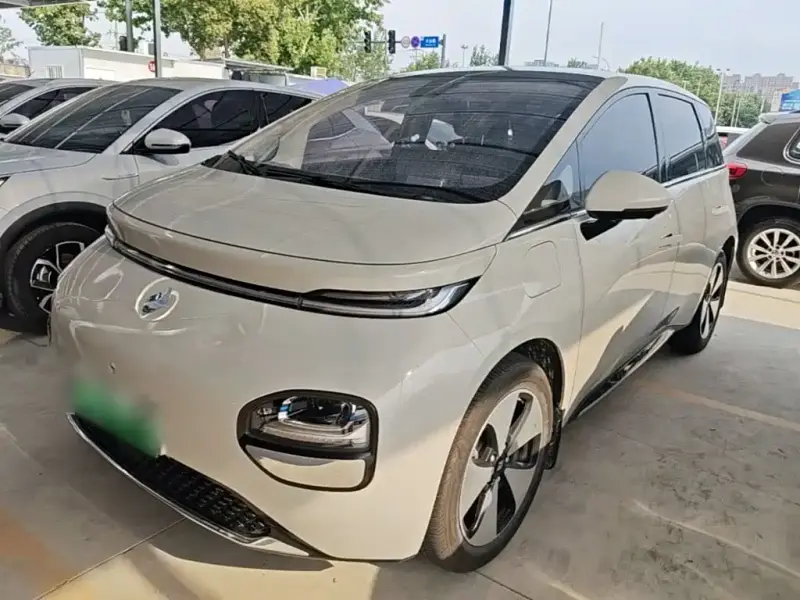 Baojun Cloud (Yunduo)