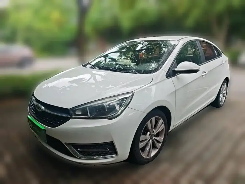 Chery Arrizo 5