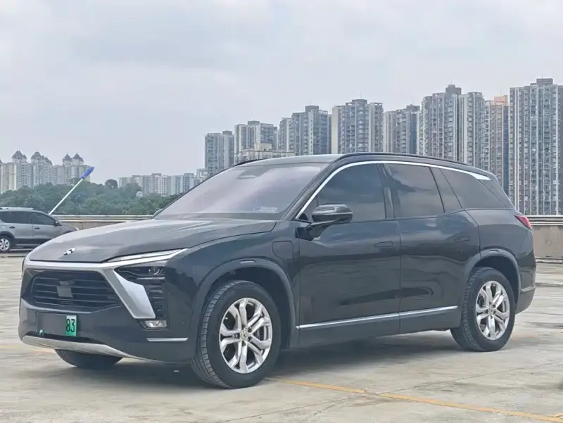 NIO ES8