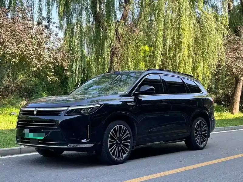 AITO M7