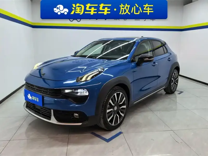 Lynk & Co 02