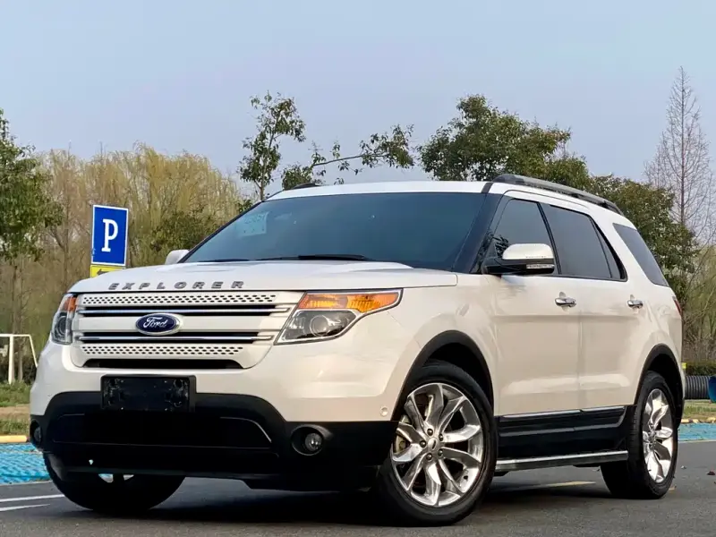 Ford Explorer (Import)