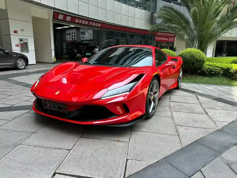 Ferrari F8