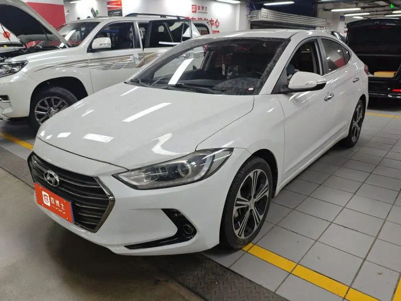 Hyundai Elantra Lingdong