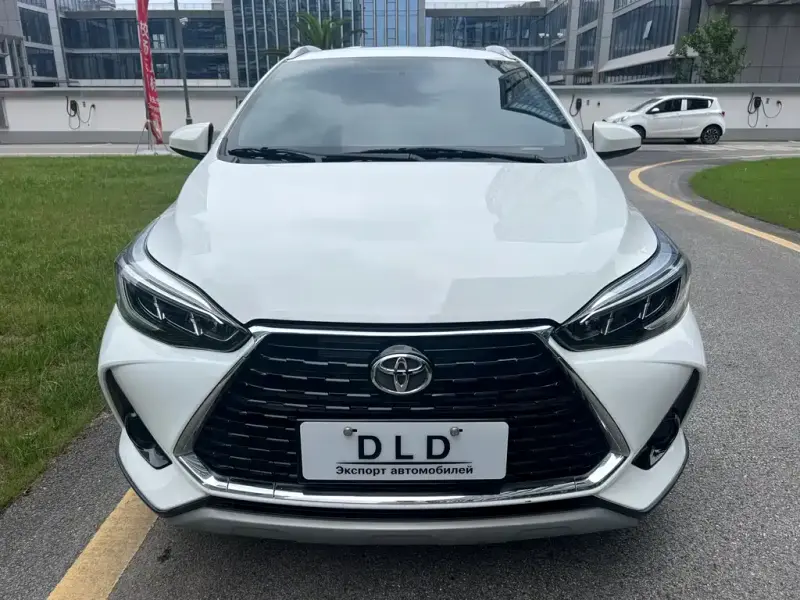 Toyota Yaris L