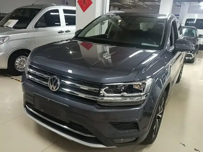 Volkswagen Tharu