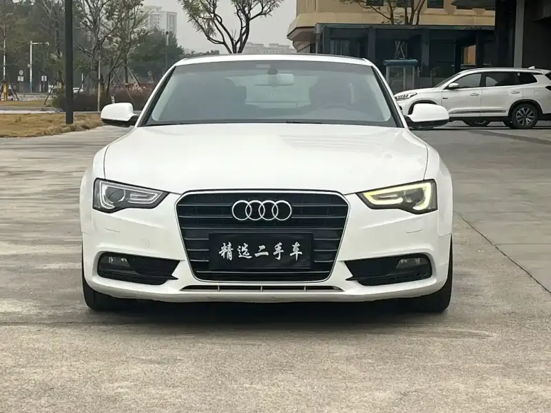 Audi A5 (Import)