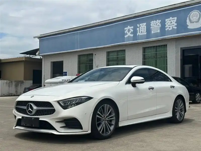 Mercedes-Benz CLS